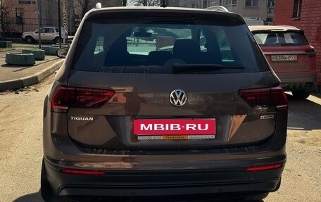 Volkswagen Tiguan II, 2019 год, 2 900 000 рублей, 2 фотография