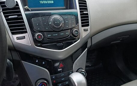 Chevrolet Cruze II, 2009 год, 620 000 рублей, 5 фотография