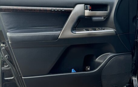 Toyota Land Cruiser 200, 2010 год, 2 250 000 рублей, 5 фотография