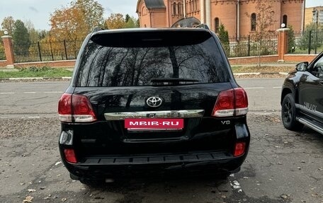 Toyota Land Cruiser 200, 2010 год, 2 250 000 рублей, 3 фотография