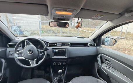 Renault Duster, 2022 год, 1 800 000 рублей, 14 фотография