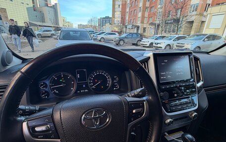 Toyota Land Cruiser 200, 2016 год, 6 200 000 рублей, 10 фотография