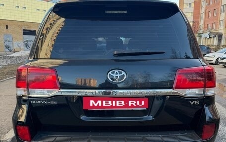 Toyota Land Cruiser 200, 2016 год, 6 200 000 рублей, 4 фотография