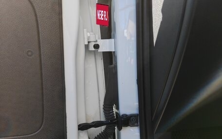 Volkswagen Polo VI (EU Market), 2016 год, 1 249 000 рублей, 13 фотография