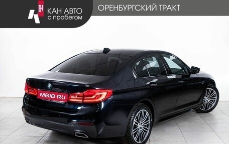 BMW 5 серия, 2018 год, 3 300 000 рублей, 3 фотография