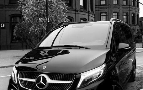 Mercedes-Benz V-Класс, 2019 год, 4 225 000 рублей, 12 фотография