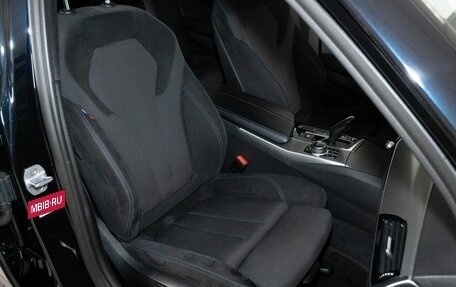 BMW 5 серия, 2018 год, 3 300 000 рублей, 14 фотография