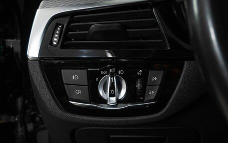 BMW 5 серия, 2018 год, 3 300 000 рублей, 17 фотография