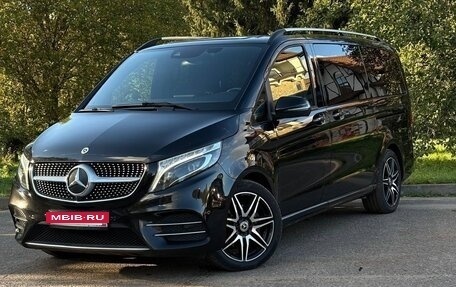 Mercedes-Benz V-Класс, 2019 год, 4 225 000 рублей, 4 фотография