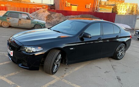 BMW 5 серия, 2012 год, 2 350 000 рублей, 3 фотография