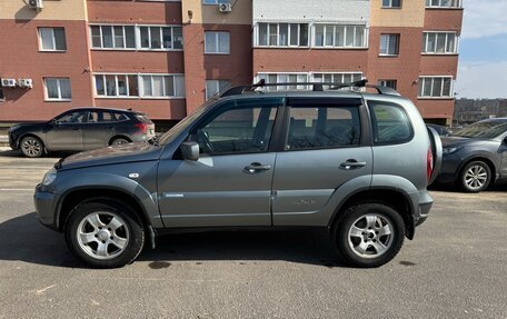 Chevrolet Niva I рестайлинг, 2011 год, 535 000 рублей, 6 фотография