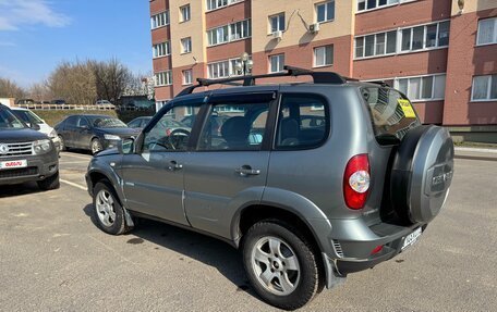 Chevrolet Niva I рестайлинг, 2011 год, 535 000 рублей, 5 фотография