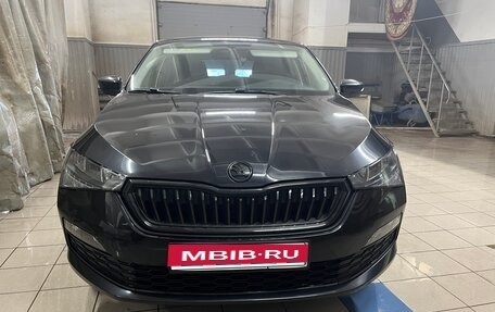 Skoda Rapid II, 2021 год, 1 900 000 рублей, 1 фотография