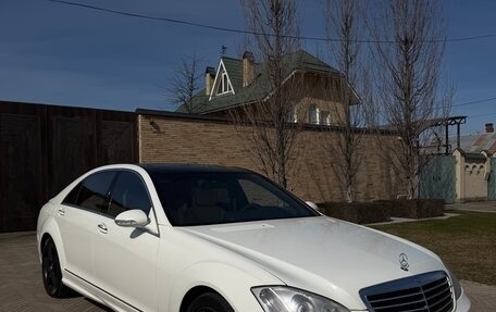 Mercedes-Benz S-Класс, 2008 год, 2 350 000 рублей, 1 фотография