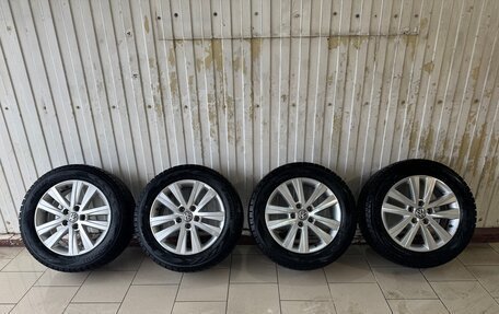 Volkswagen Multivan T6 рестайлинг, 2019 год, 4 600 000 рублей, 22 фотография