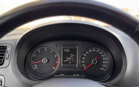 Volkswagen Polo VI (EU Market), 2015 год, 990 000 рублей, 23 фотография