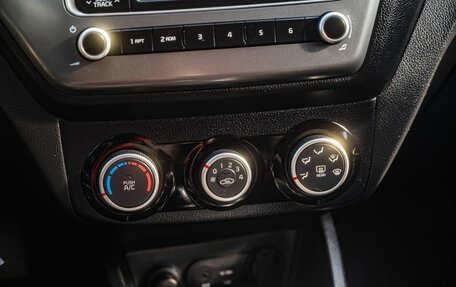 KIA Rio III рестайлинг, 2016 год, 1 150 000 рублей, 21 фотография