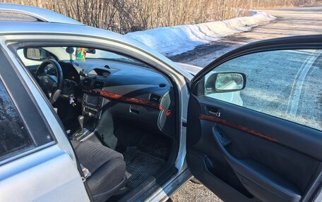 Toyota Avensis III рестайлинг, 2004 год, 550 000 рублей, 5 фотография