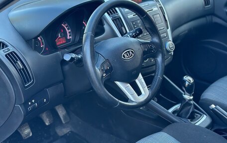 KIA cee'd I рестайлинг, 2012 год, 9 фотография