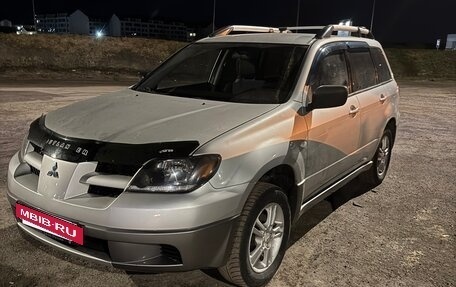 Mitsubishi Outlander III рестайлинг 3, 2003 год, 650 000 рублей, 2 фотография