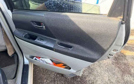 Toyota Opa I рестайлинг, 2000 год, 565 000 рублей, 17 фотография