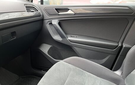 Volkswagen Tiguan II, 2017 год, 2 850 000 рублей, 5 фотография