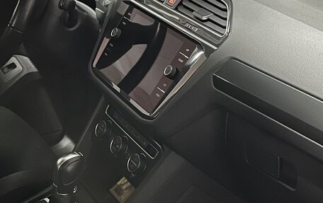 Volkswagen Tiguan II, 2017 год, 2 850 000 рублей, 10 фотография