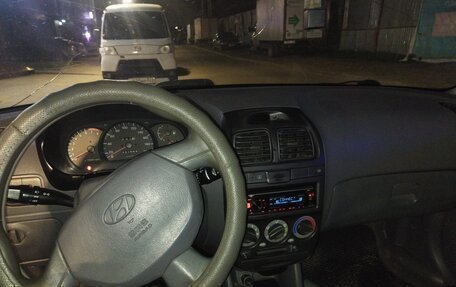 Hyundai Accent II, 2007 год, 250 000 рублей, 2 фотография