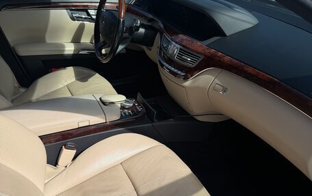 Mercedes-Benz S-Класс, 2008 год, 2 350 000 рублей, 9 фотография