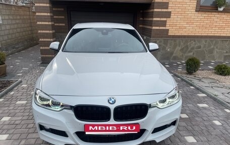 BMW 3 серия, 2017 год, 2 350 000 рублей, 4 фотография
