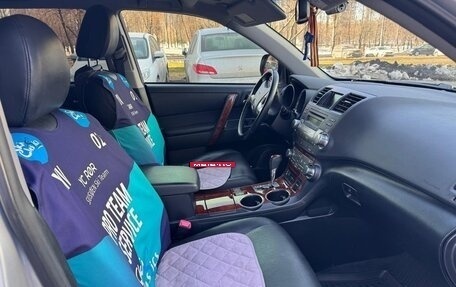 Toyota Highlander III, 2013 год, 2 750 000 рублей, 25 фотография