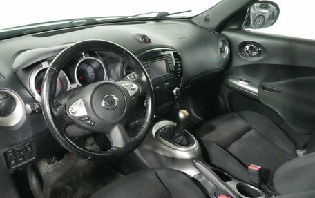 Nissan Juke II, 2011 год, 935 000 рублей, 9 фотография