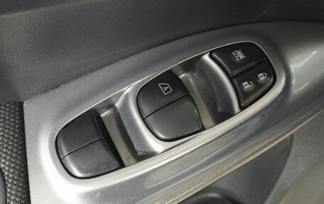 Nissan Juke II, 2011 год, 935 000 рублей, 14 фотография