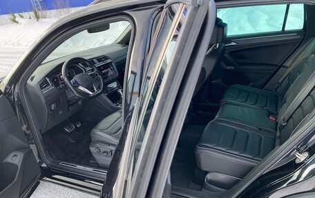 Volkswagen Tiguan II, 2021 год, 3 675 000 рублей, 24 фотография