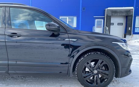 Volkswagen Tiguan II, 2021 год, 3 675 000 рублей, 32 фотография