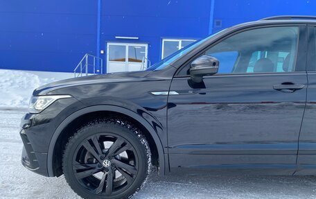 Volkswagen Tiguan II, 2021 год, 3 675 000 рублей, 34 фотография