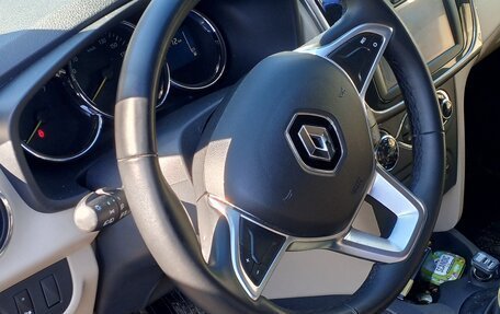 Renault Logan II, 2018 год, 1 250 000 рублей, 5 фотография