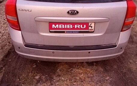 KIA cee'd I рестайлинг, 2010 год, 650 000 рублей, 1 фотография