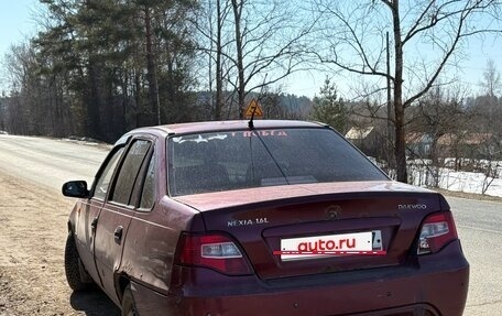 Daewoo Nexia I рестайлинг, 2010 год, 90 000 рублей, 3 фотография