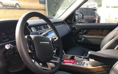 Land Rover Range Rover IV рестайлинг, 2019 год, 11 000 000 рублей, 10 фотография