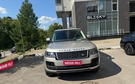 Land Rover Range Rover IV рестайлинг, 2018 год, 7 099 000 рублей, 3 фотография