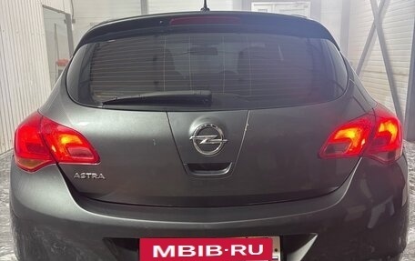 Opel Astra J, 2011 год, 620 000 рублей, 6 фотография