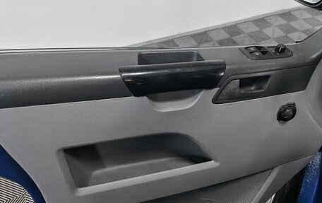 Volkswagen Transporter T5 рестайлинг, 2008 год, 1 055 000 рублей, 9 фотография