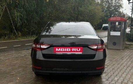 Skoda Superb III рестайлинг, 2021 год, 3 199 000 рублей, 2 фотография