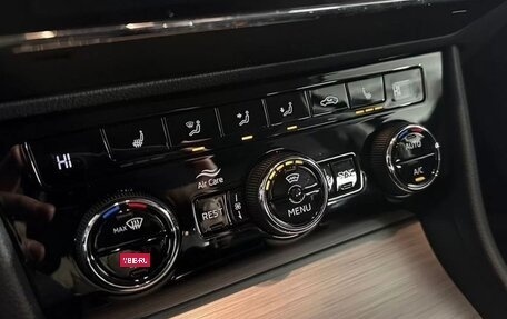 Skoda Superb III рестайлинг, 2021 год, 3 199 000 рублей, 19 фотография