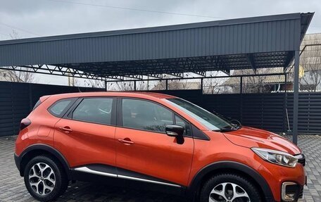 Renault Kaptur I рестайлинг, 2018 год, 1 699 000 рублей, 3 фотография