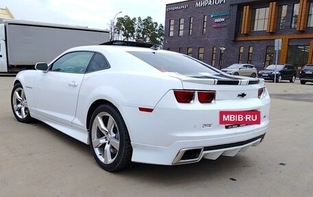 Chevrolet Camaro IV, 2010 год, 2 800 000 рублей, 3 фотография