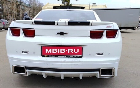 Chevrolet Camaro IV, 2010 год, 2 800 000 рублей, 5 фотография