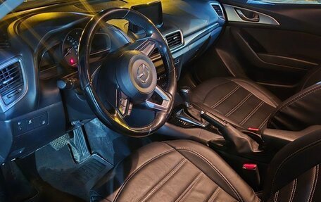 Mazda 3, 2017 год, 1 780 000 рублей, 4 фотография