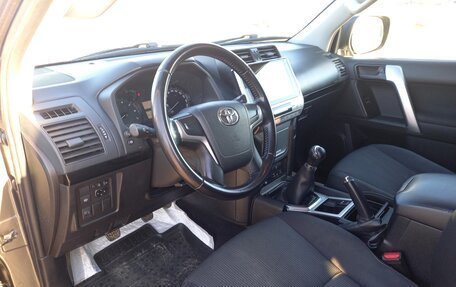 Toyota Land Cruiser Prado 150 рестайлинг 2, 2020 год, 4 200 000 рублей, 7 фотография